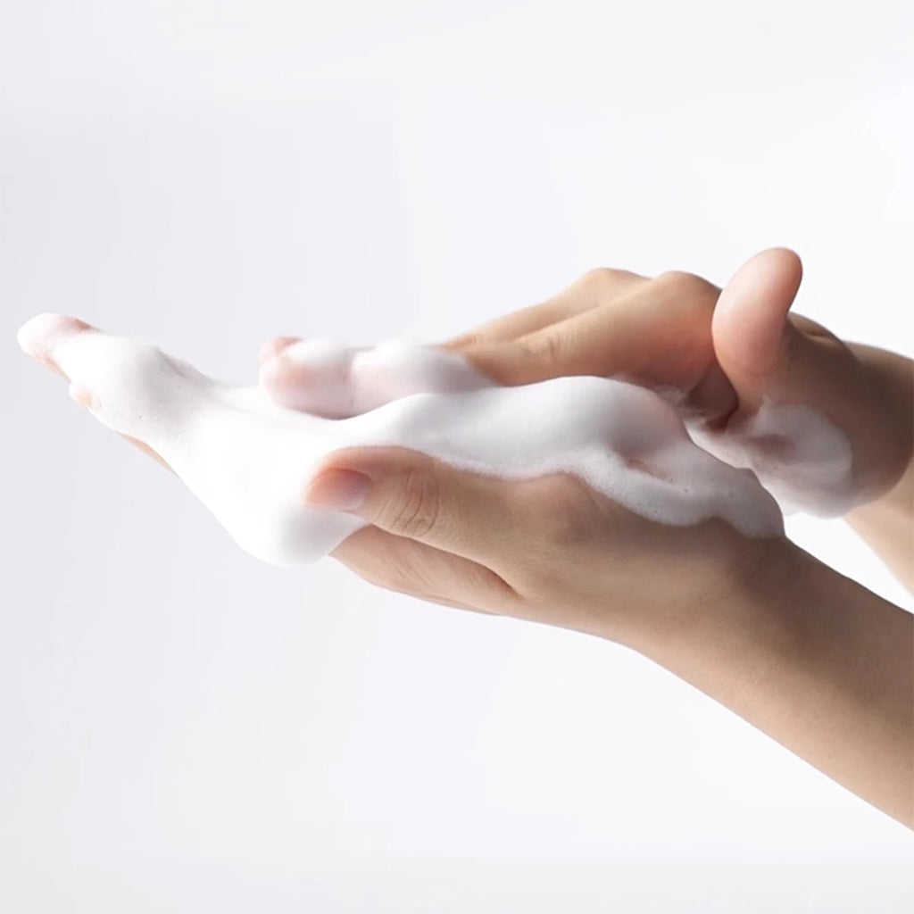 Nettoyant Visage à l'Eau de Riz — Éclat & Douceur